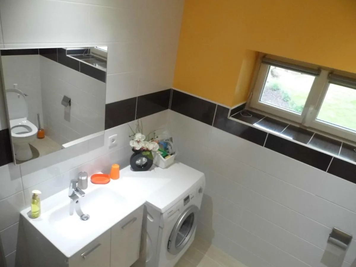 Le Pressoir Villa Mercurol-Veaunes 0*,